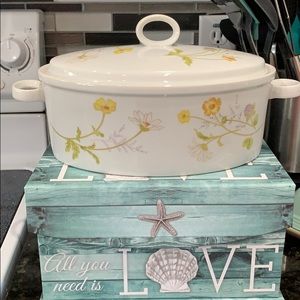 Mikasa hard to find casserole dish